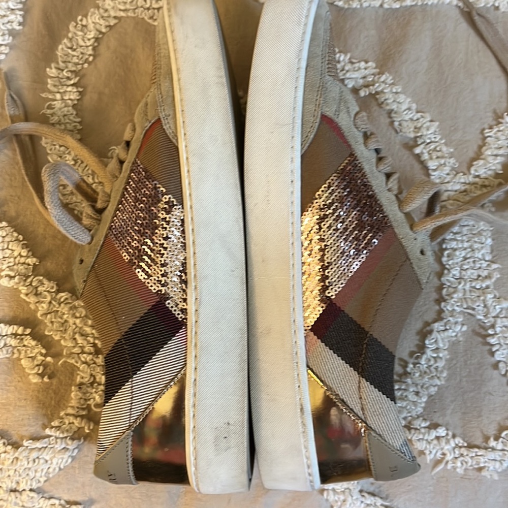 Burberry Sneakers - Picture 5 of 5